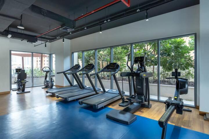 Apartment Vogue Fully Renovated Brand New Spacious One Bedroom With Balcony With Amazing Burj View From The Swimming Pool Located Bellevue Tower Downtown Walkable To Burj Khalifa And The Mall